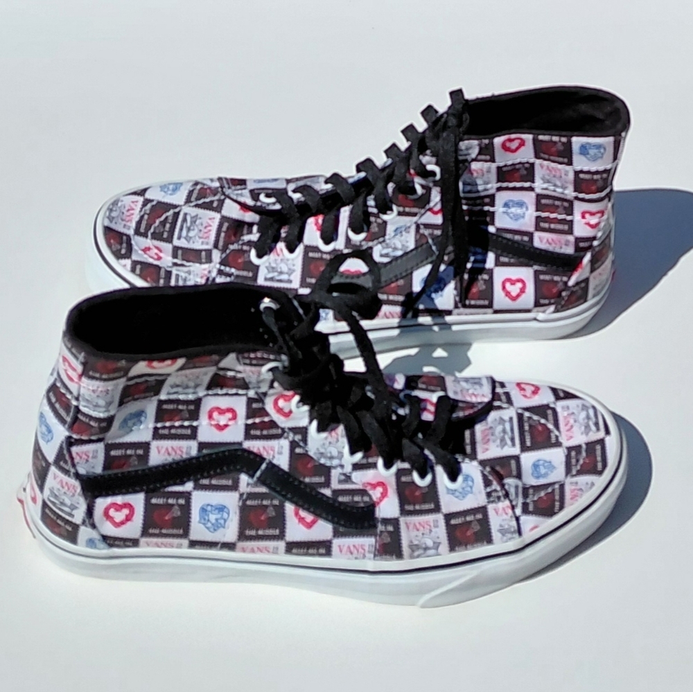 VANS Sk8  High-Top Love Letter Unisex  Sneakers  - Men's  10.5  Women's 12
